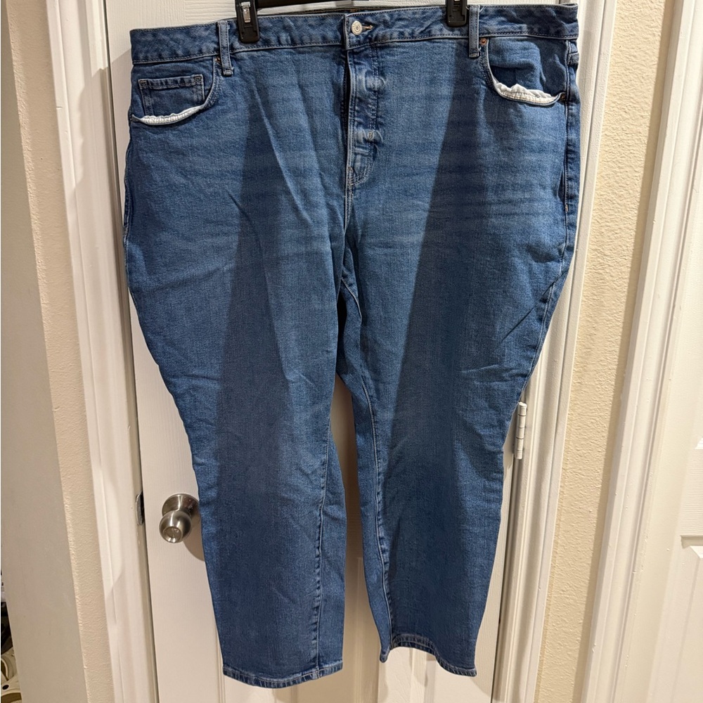 New Old Navy Women’s Plus Size 26 High Rise Curvy OG Straight Jeans